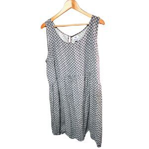 Old Navy 20 Plus Gray Pattern Dress, Comfortable Fit, Made in Indonesia